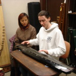 2005年UBC大學學古琴學生